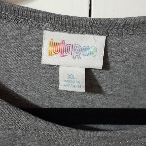 Lularoe Randy tee - Picture 5 of 5